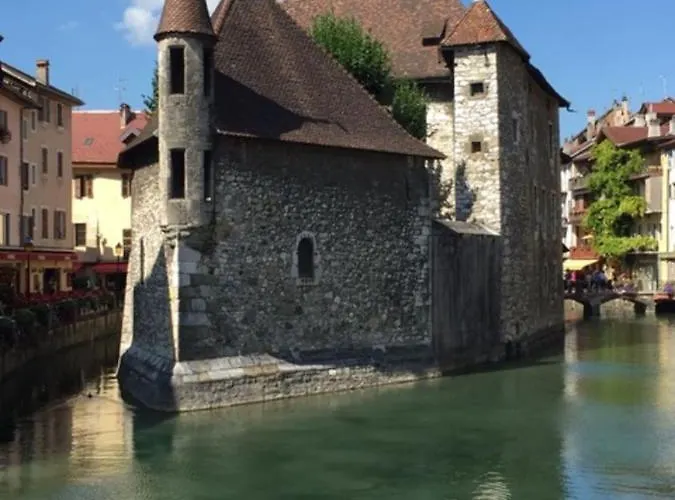 Le Pavillon Du Casa vacanze *